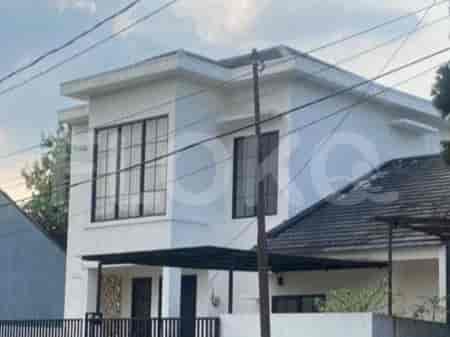 Disewakan Rumah 5 BR, Luas 500 m2 di Villa gunung lestari, Ciputat - RHAc02 1