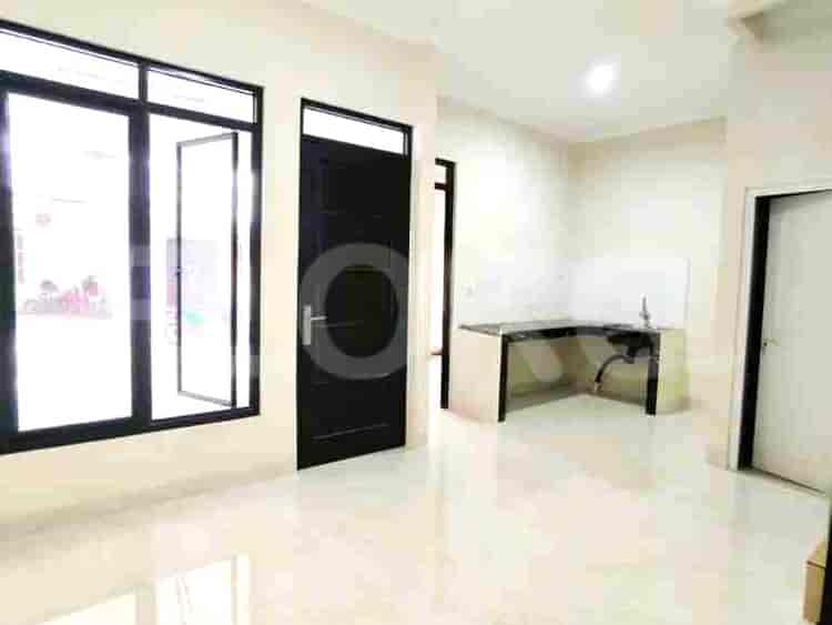 Disewakan Rumah 3 BR, Luas 100 m2 di Jl Srengseng Sawah No 49, RT 12 RW 9, Depok - RHA4ec 4