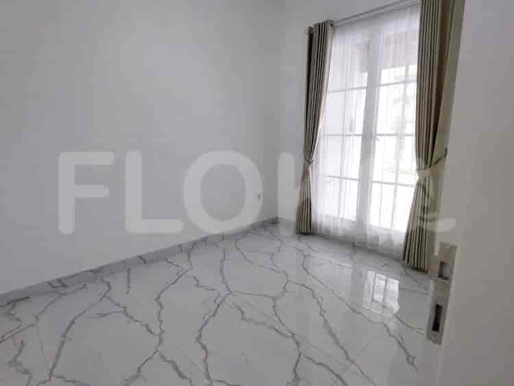 Disewakan Rumah 3 BR, Luas 81 m2 di Gandul, Depok - RHA8d6 6
