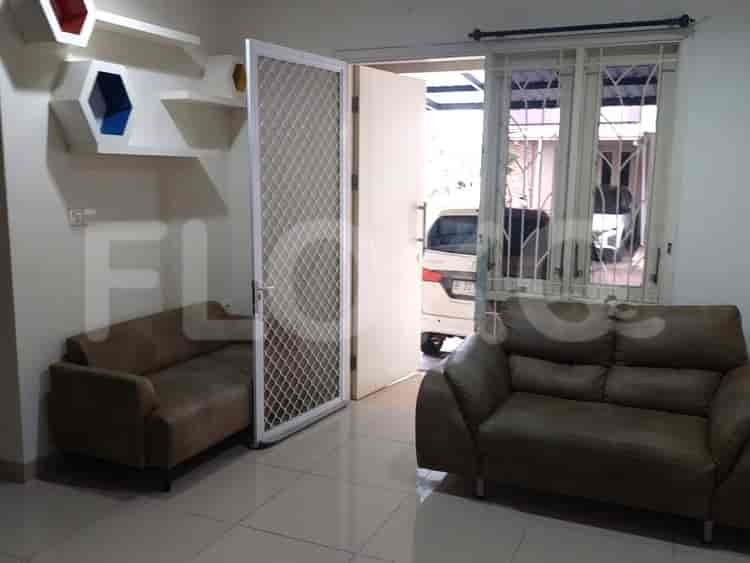 Disewakan Rumah 2 BR, Luas 77 m2 di Thompson Summarecon, Gading Serpong - RHA5ed 2