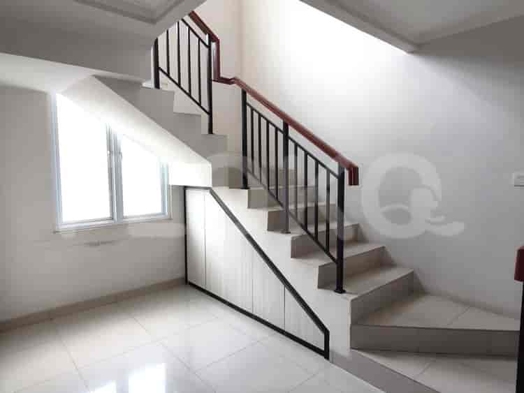 Disewakan Rumah 2 BR, Luas 200 m2 di Samara Village, Gading Serpong - RHAdca 1