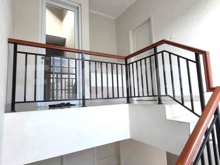 Disewakan Rumah 2 BR, Luas 200 m2 di Samara Village, Gading Serpong - RHAdca 2