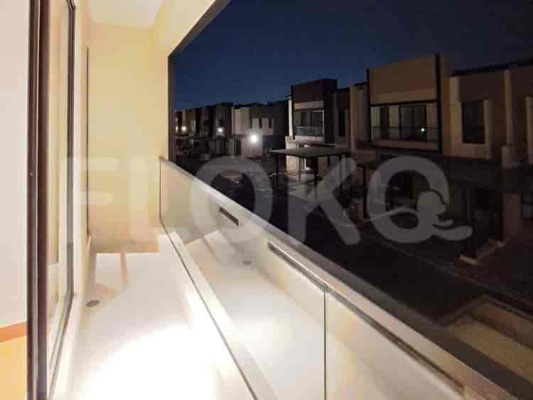 Disewakan Rumah 4 BR, Luas 210 m2 di Gading Serpong - RHAd56 6