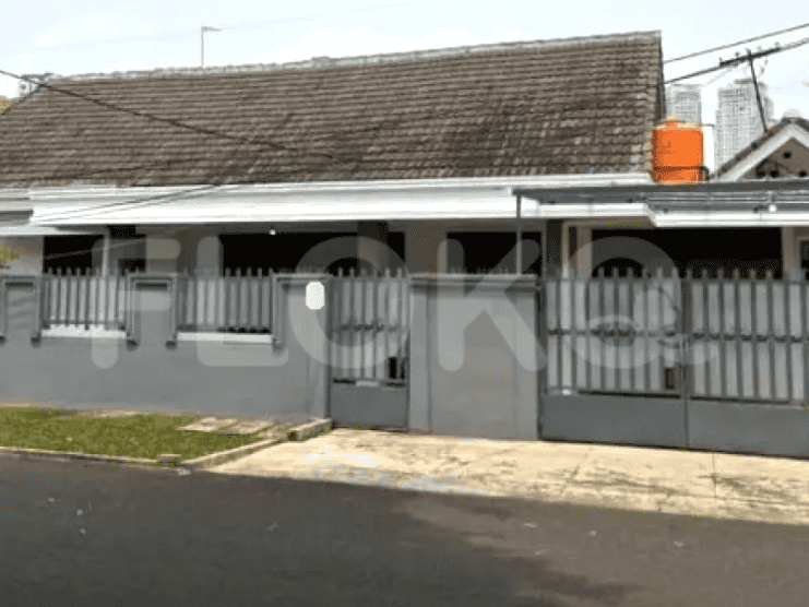 Disewakan Rumah 3 BR, Luas 250 m2 di Gandaria, Gandaria - RHAef9 1