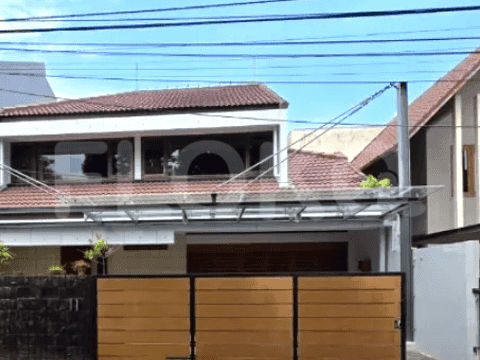 Disewakan Rumah 3 BR, Luas 325 m2 di Gandaria City, Gandaria - RHAb49 1