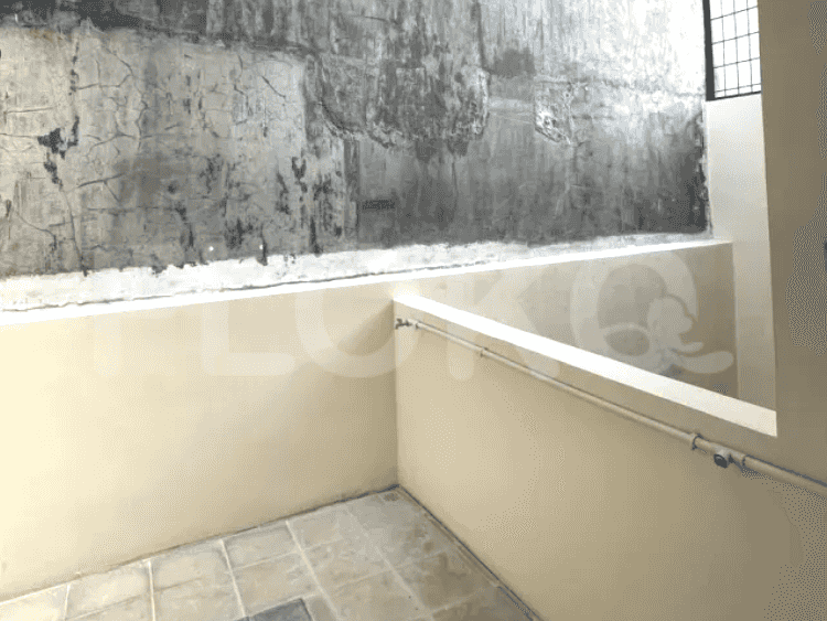 217 sqm, 4 BR house for rent in jelambar, Grogol - RHA8e5 5