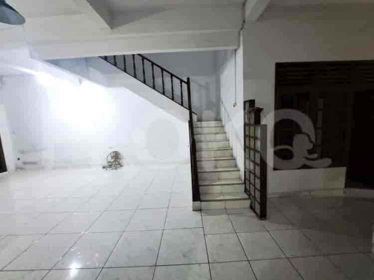 Disewakan Rumah 4 BR, Luas 257 m2 di Camar permai, Kamal Muara - RHAc72 2