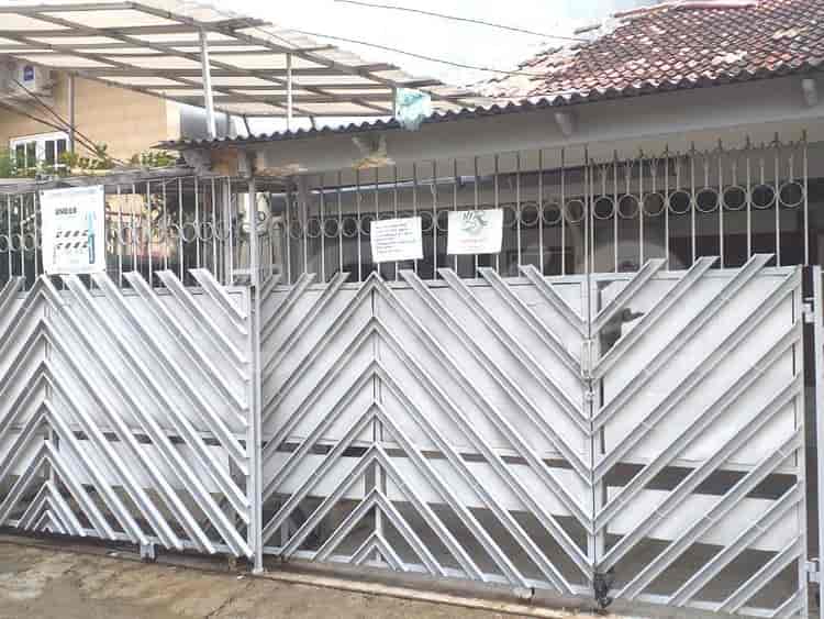 Disewakan Rumah 4 BR, Luas 130 m2 di Hybrida, Kelapa Gading - RHA6fa 3