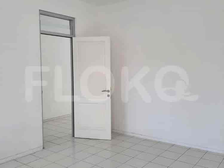 Disewakan Rumah 4 BR, Luas 180 m2 di Pelepah Kuning Gading Harmoni, Kelapa Gading - RHA287 3