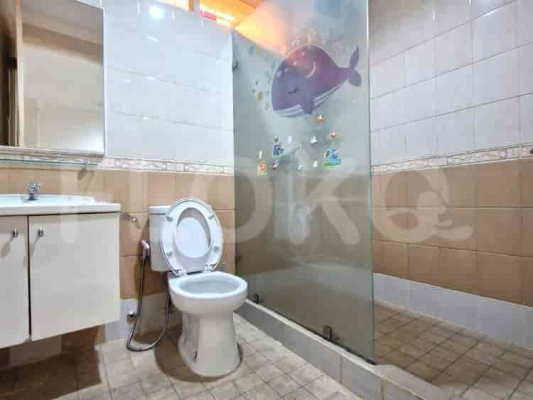 Disewakan Rumah 4 BR, Luas 240 m2 di Gading Arcadia, Kelapa Gading - RHAd0a 12