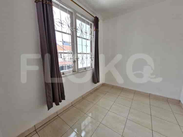 Disewakan Rumah 4 BR, Luas 240 m2 di Gading Arcadia, Kelapa Gading - RHAd0a 3
