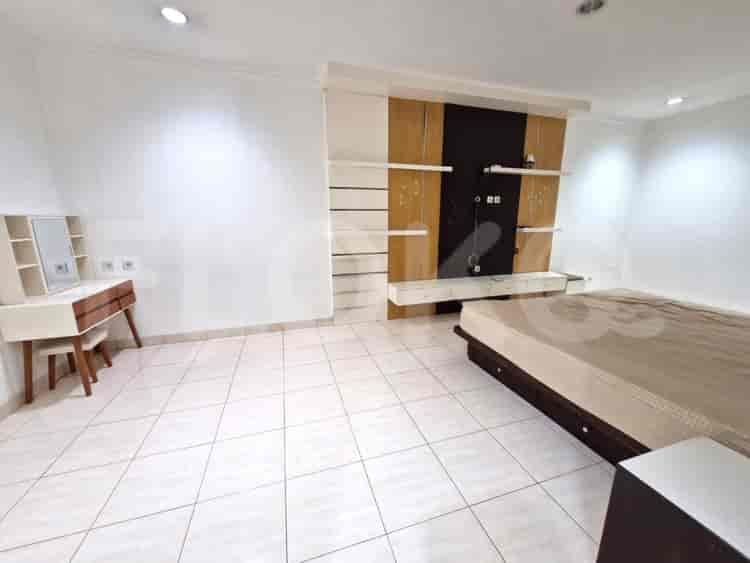 Disewakan Rumah 4 BR, Luas 240 m2 di Gading Arcadia, Kelapa Gading - RHAd0a 7