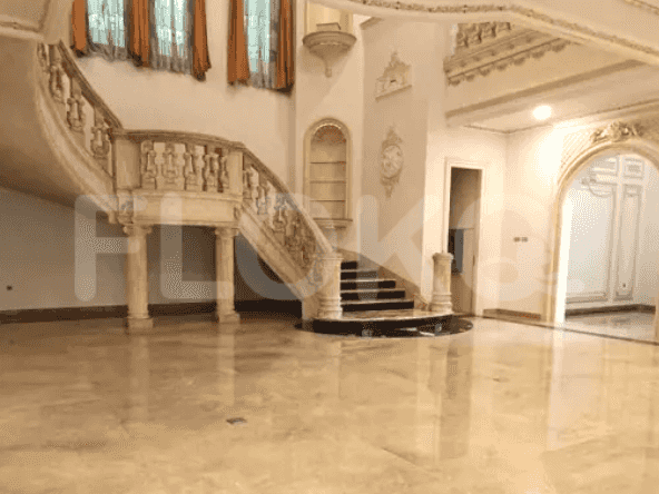 900 sqm, 4 BR house for rent in Artha Gading Villa, Kelapa Gading - RHA3d2 2