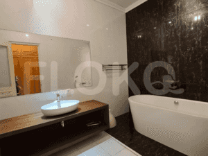 600 sqm, 3 BR house for rent in Kemang - RHAb8d 7