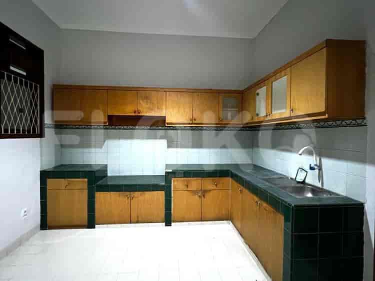 Disewakan Rumah 3 BR, Luas 283 m2 di Kemanggisan, Kemanggisan - RHA61c 7