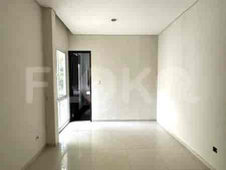 Disewakan Rumah 3 BR, Luas 180 m2 di Jl. Serenia Hills, Lebak Bulus - RHAe4b 5