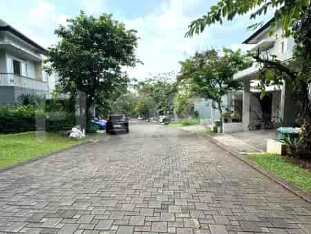 Disewakan Rumah 3 BR, Luas 180 m2 di Jl. Serenia Hills, Lebak Bulus - RHAe4b 8