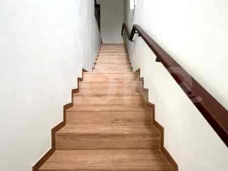 Disewakan Rumah 3 BR, Luas 220 m2 di Jl. Serenia Hills, Lebak Bulus - RHAe6f 3