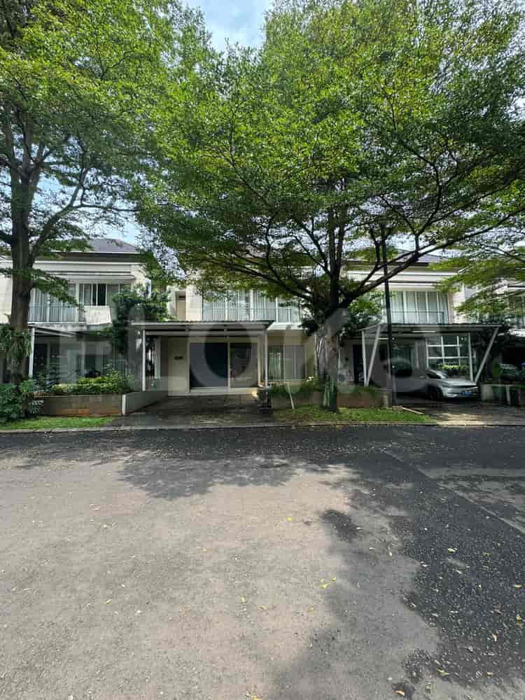230 sqm, 4 BR house for rent in Serenia Hills, Lebak Bulus - RHAf7f 1