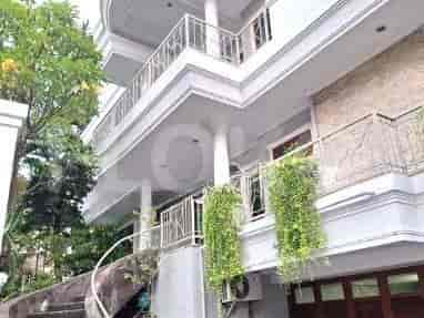 Disewakan Rumah 4 BR, Luas 345 m2 di Alam Asri, Pondok Indah - RHA448 1