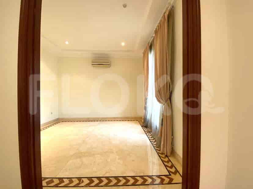 Detached House for Rent in Pondok Indah | RHA7b4, 5 Beds, 2 Floors 11