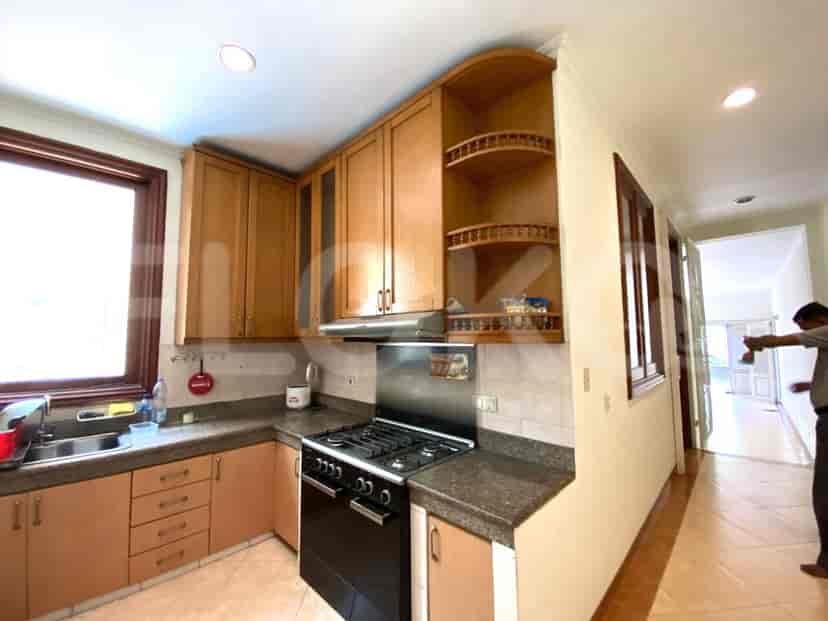 Detached House for Rent in Pondok Indah | RHA7b4, 5 Beds, 2 Floors 21