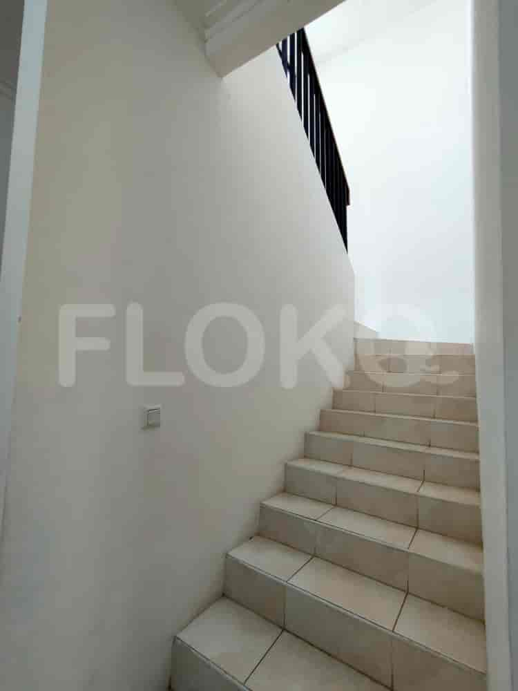 Disewakan Rumah 3 BR, Luas 110 m2 di Sentul City, Sentul - RHAe3e 2