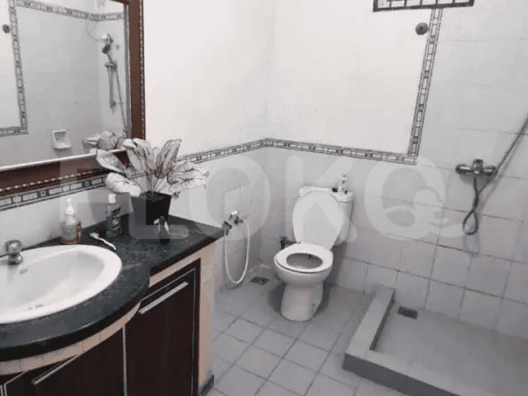 Disewakan Rumah 3 BR, Luas 325 m2 di Country Wood, Sentul - RHAc07 7