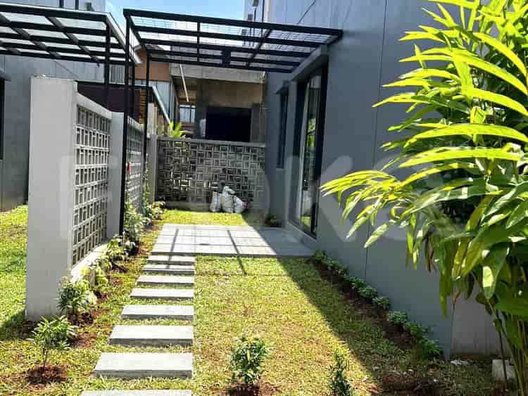 Disewakan Rumah 4 BR, Luas 125 m2 di Cluster Tanglin, Sentul - RHAd75 2