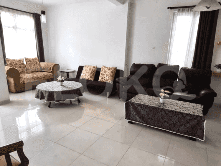 Disewakan Rumah 4 BR, Luas 300 m2 di Cluster BGH, Sentul - RHAd49 2