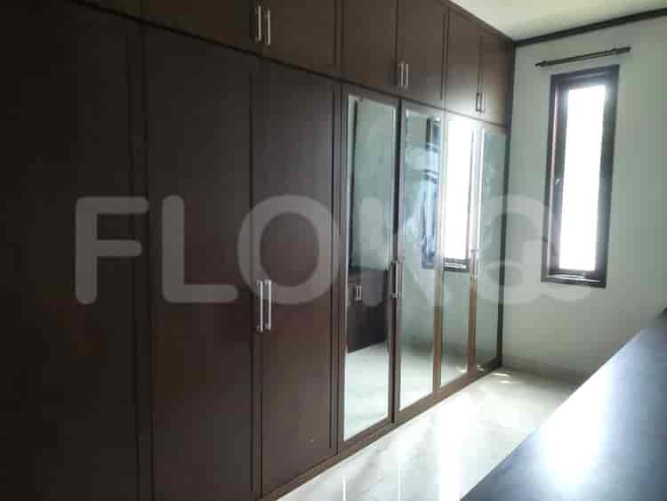 Disewakan Rumah 8 BR, Luas 800 m2 di Simprug, Simprug - RHA379 14