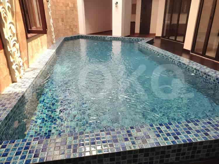 Disewakan Rumah 8 BR, Luas 800 m2 di Simprug, Simprug - RHA379 26