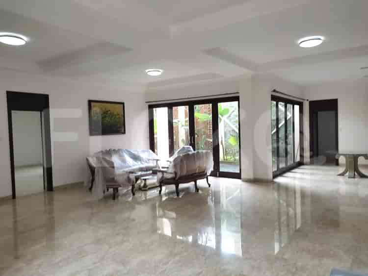 Disewakan Rumah 8 BR, Luas 800 m2 di Simprug, Simprug - RHA379 3