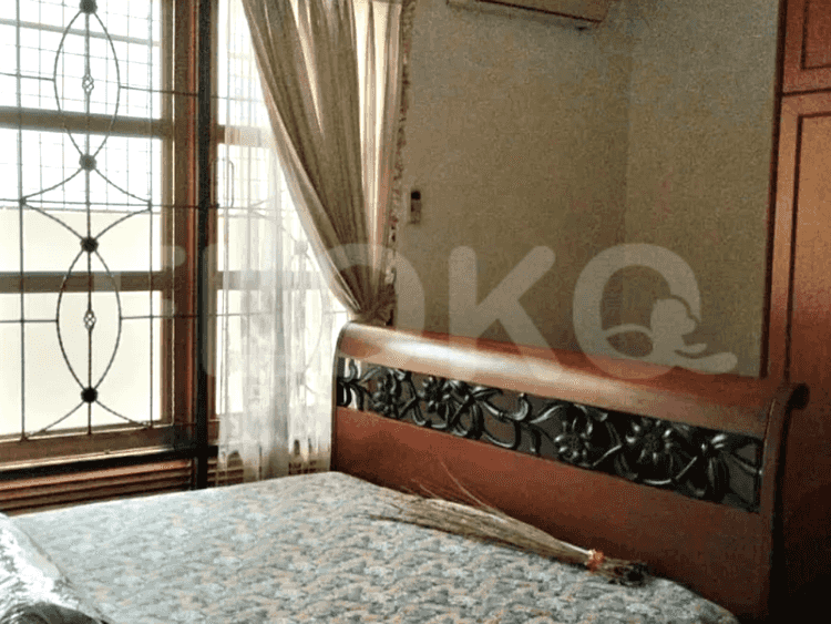 Disewakan Rumah 4 BR, Luas 270 m2 di Jalan Moti, Taman Anggrek - RHA3cb 4