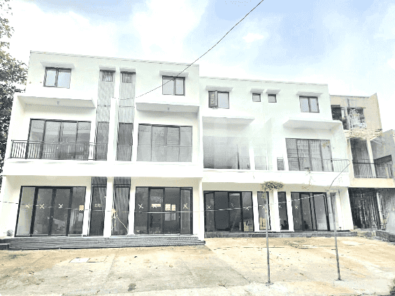Dijual Ruko Luas 170 m2 di Duren Sawit, Duren Sawit 1