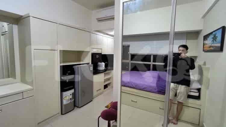 1 Bedroom on Middle Floor for Rent in Springlake Summarecon Bekasi - fbe3ed 1