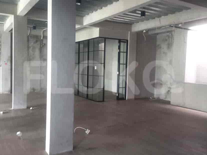 663 sqm, shophouse for rent in Tomang, Grogol 3