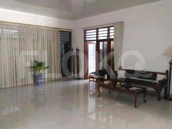 Disewakan Rumah 3 BR, Luas 300 m2 di Kemang Utara, Kemang - RHA248 3