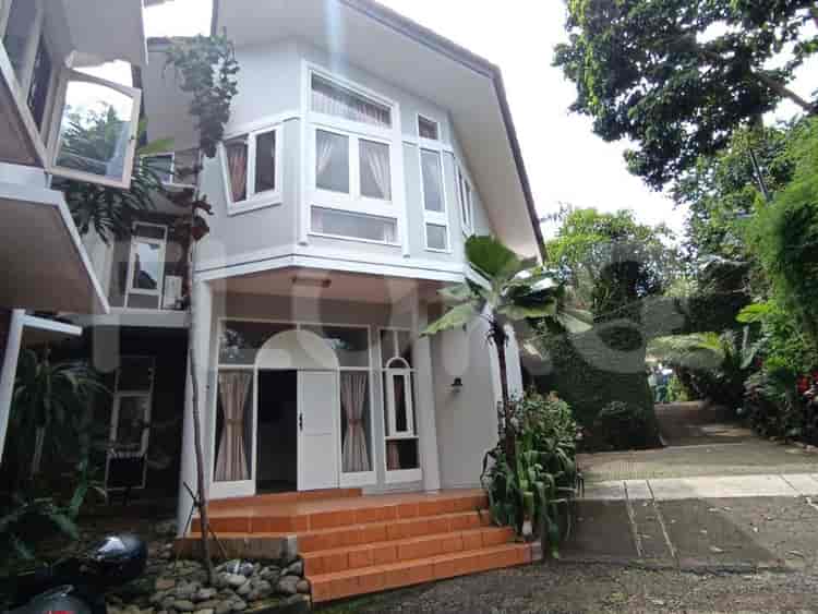 Disewakan Rumah 4 BR, Luas 200 m2 di Kemang, Kemang - RHA2b2 1