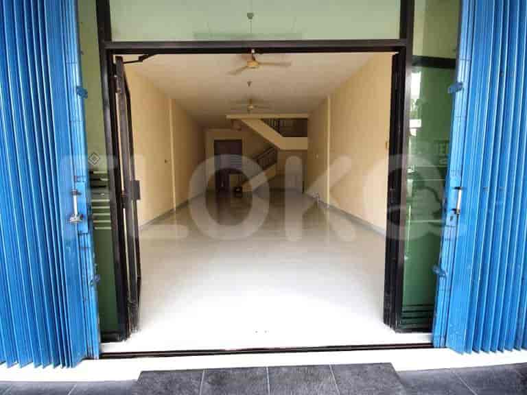 Disewakan Ruko Luas 300 m2 di Gading Serpong, Gading Serpong 1