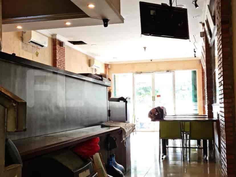 219 sqm, shophouse for sale in Pekayon Jaya, Bekasi Selatan 2