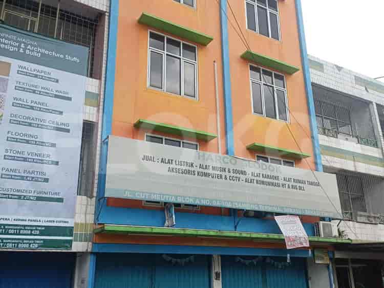 120 sqm, shophouse for sale in Cut Mutia Plaza, Bekasi Timur - RKS322 1