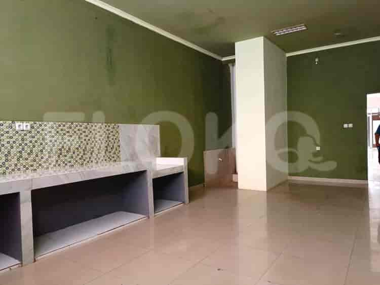 310 sqm, shophouse for rent in Raya Pekayon, Bekasi Selatan - RKRf37 4