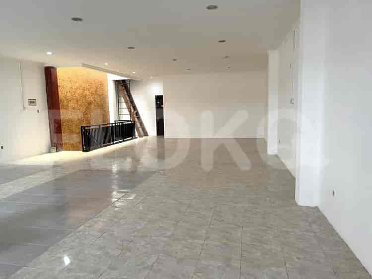 518 sqm, shophouse for rent in Kalimalang, Bekasi Selatan - RKR82c 3