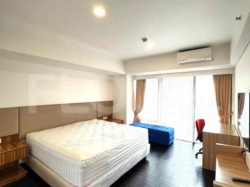 Rent 2 Bedroom on the 12th Floor of Verde Residence Apartment: Flokq 3