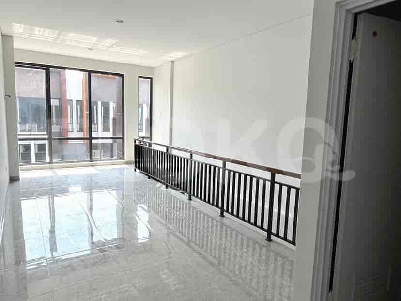 Disewakan Ruko Luas 108 m2 di Ruko Campton, Gading Serpong, Tangerang, Gading Serpong 4