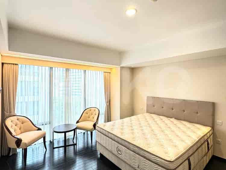 2 Bedroom on Middle Floor for Rent in Verde Residence - fku575 3