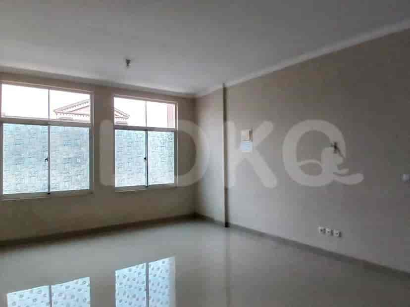 58 sqm, shophouse for rent in Galaxy, Bekasi Selatan 4