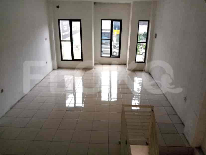 Dijual Ruko Luas 162 m2 di Raya Ahmad Yani, Karawang 5