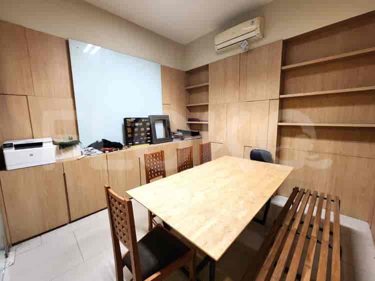 Dijual Ruko Luas 350 m2 di Jalan H. Nawi Raya, Gandaria - RKSc23 4